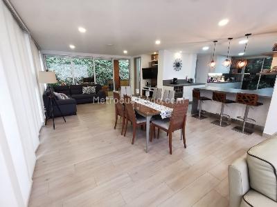 Casa de 4 alcobas en venta en Vereda Cañaveralejo, Sabaneta, 696 m² · foto 2 de 15