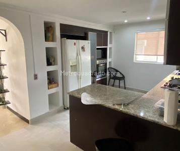 Casa de 5 alcobas en venta en Las Palmas, Medellín, 554 m² · foto 8 de 20