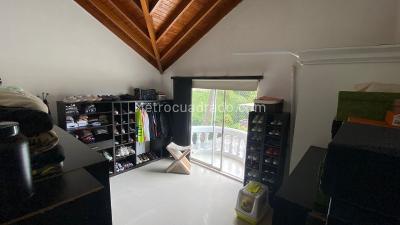 Casa de 5 alcobas en venta en Las Palmas, Medellín, 554 m² · foto 18 de 20