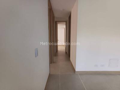 Apartamento de 3 alcobas en arriendo en Los Colegios, Rionegro, 76 m² · foto 6 de 14