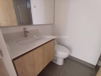 Apartamento de 3 alcobas en arriendo en Los Colegios, Rionegro, 76 m² · foto 13 de 14