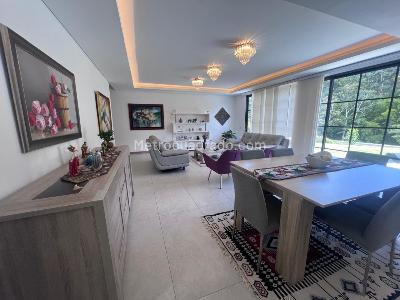 Casa de 3 alcobas en venta en Rionegro, Rionegro, 1920 m² · foto 3 de 20
