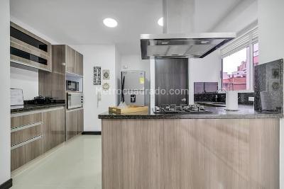 Apartamento de 3 alcobas en venta en Laureles, Medellín, 101 m² · foto 3 de 20