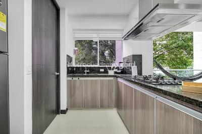 Apartamento de 3 alcobas en venta en Laureles, Medellín, 101 m² · foto 4 de 20