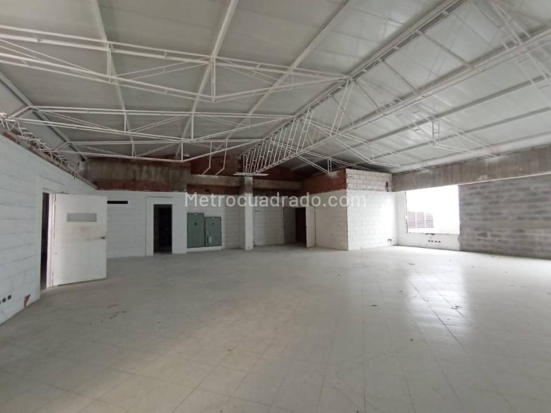 Local Comercial en Arriendo, La Candelaria, Medellín - Vista 3