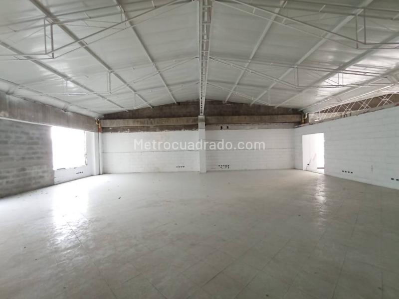 Local Comercial en Arriendo, La Candelaria, Medellín - Más