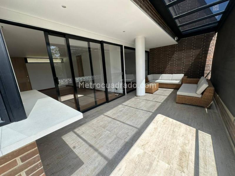 2BR Apartment in Llano Grande (110 m²) - 2