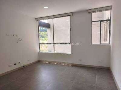 Apartamento en arriendo en Loma Del Escobero, Envigado · foto 14 de 20