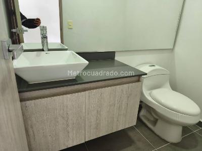 Apartamento en arriendo en Loma Del Escobero, Envigado · foto 16 de 20