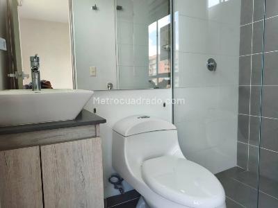 Apartamento en arriendo en Loma Del Escobero, Envigado · foto 20 de 20