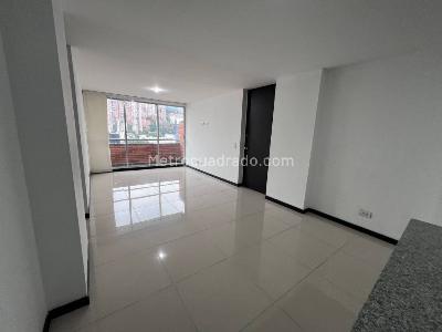 Apartamento en venta en Ciudad Del Rio, Medellín · foto 3 de 19