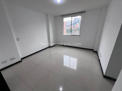Apartamento en venta en Ciudad Del Rio, Medellín · foto 10 de 19