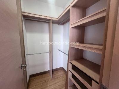 Apartamento de 3 alcobas en venta en La Tomatera, Medellín, 187 m² · foto 10 de 20