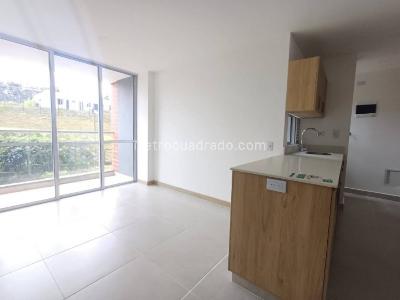 Apartamento de 3 alcobas en arriendo en Los Colegios, Rionegro, 66 m² · foto 2 de 17