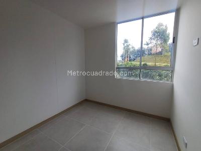 Apartamento de 3 alcobas en arriendo en Los Colegios, Rionegro, 66 m² · foto 8 de 17