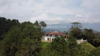 Casa de 5 alcobas en venta en La Catedral, Envigado · foto 20 de 20
