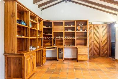 Casa de 5 alcobas en venta en La Catedral, Envigado · foto 11 de 20