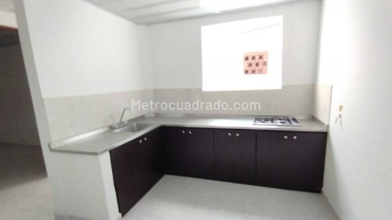 Apartamento moderno de 3 Alcobas cerca a Metro Hospital - 4