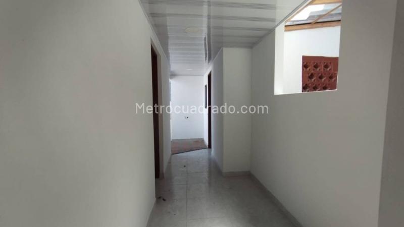 Apartamento moderno de 3 Alcobas cerca a Metro Hospital - 6