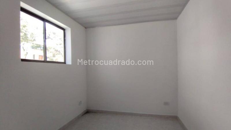 Apartamento con estilo de 3 Alcobas cerca a Metro Hospital - 7