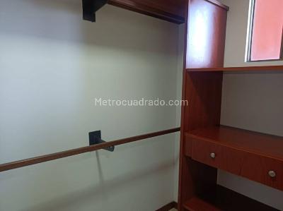 Apartamento en arriendo en Loma De Los Gonzalez, Medellín · foto 13 de 20