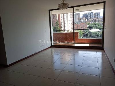 Apartamento en arriendo en Loma De Los Gonzalez, Medellín · foto 17 de 20