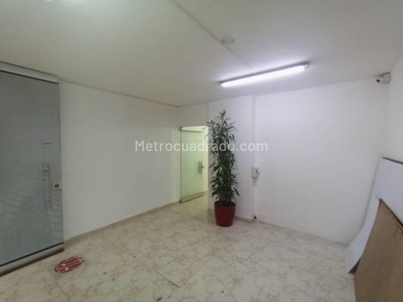 Commercial House for Rent in Estadio Area - 3