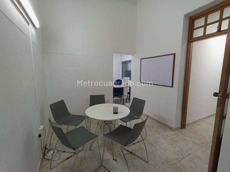 Commercial House for Rent in Estadio Area - 9