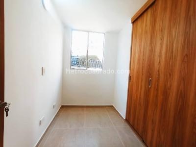 Apartamento de 3 alcobas en venta en El Porvenir, Rionegro, 54 m² · foto 12 de 20
