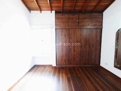 Casa de 3 alcobas en venta en Robledo Parque, Medellín, 86 m² · foto 17 de 20