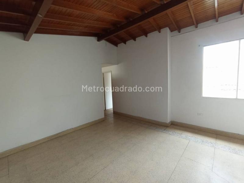 Casa Comercial en Alquiler en El Estadio - 4