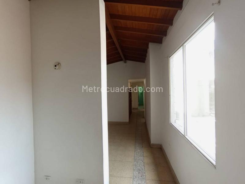 Casa Comercial en Alquiler en El Estadio - 7