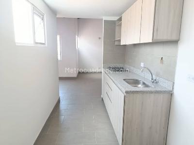 Casa de 2 alcobas en arriendo en Estadio, Medellín, 70 m² · foto 5 de 13