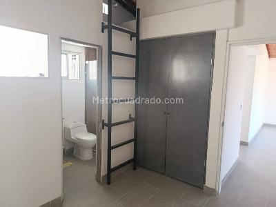 Casa de 2 alcobas en arriendo en Estadio, Medellín, 70 m² · foto 9 de 13