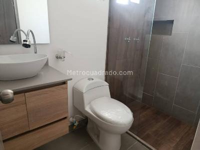 Casa de 2 alcobas en arriendo en Estadio, Medellín, 70 m² · foto 11 de 13
