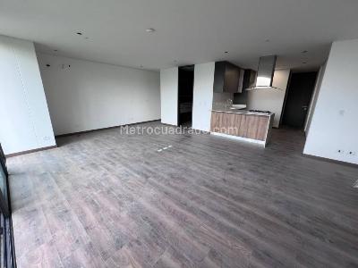 Apartaestudio en venta en Altos Del Poblado, Medellín, 64 m² · foto 7 de 20