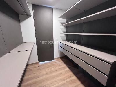 Apartaestudio en venta en Altos Del Poblado, Medellín, 64 m² · foto 19 de 20