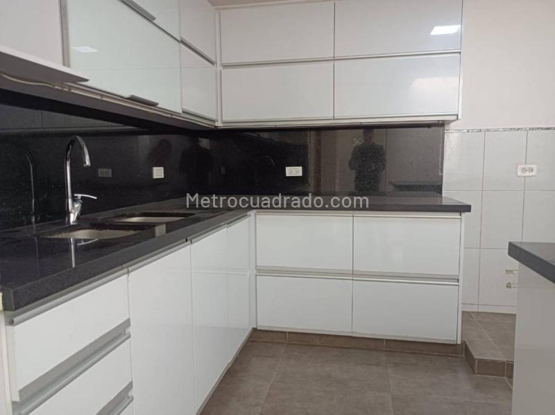 Elegant 4BR House for Rent in Castropol - 4