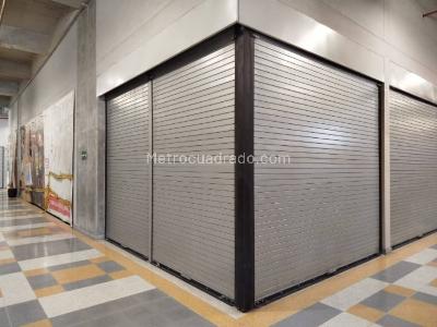 Retail space for rent in Niquia, Bello