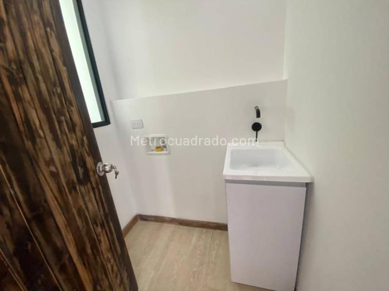 2BR Apartment in Vereda La Fe (128 m²) - 3