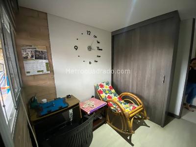 Apartamento de 3 alcobas en venta en Aves Maria, Sabaneta, 102 m² · foto 3 de 14