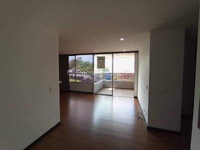 Apartamento de 2 alcobas en arriendo en Loma Del Esmeraldal, Envigado, 78 m² · foto 7 de 14