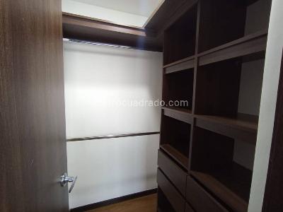 Apartamento de 2 alcobas en arriendo en Loma Del Esmeraldal, Envigado, 78 m² · foto 9 de 14