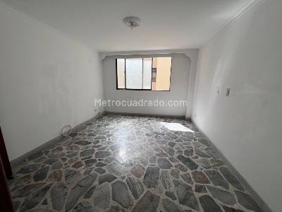 Apartamento de 3 alcobas en venta en Laureles, Medellín, 130 m² · foto 11 de 20