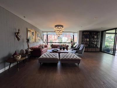 Apartamento de 3 alcobas en venta en Los Balsos, Medellín, 330 m² · foto 10 de 20