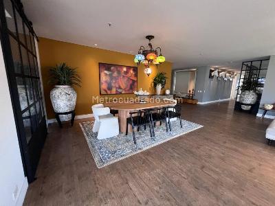 Apartamento de 3 alcobas en venta en Los Balsos, Medellín, 330 m² · foto 12 de 20