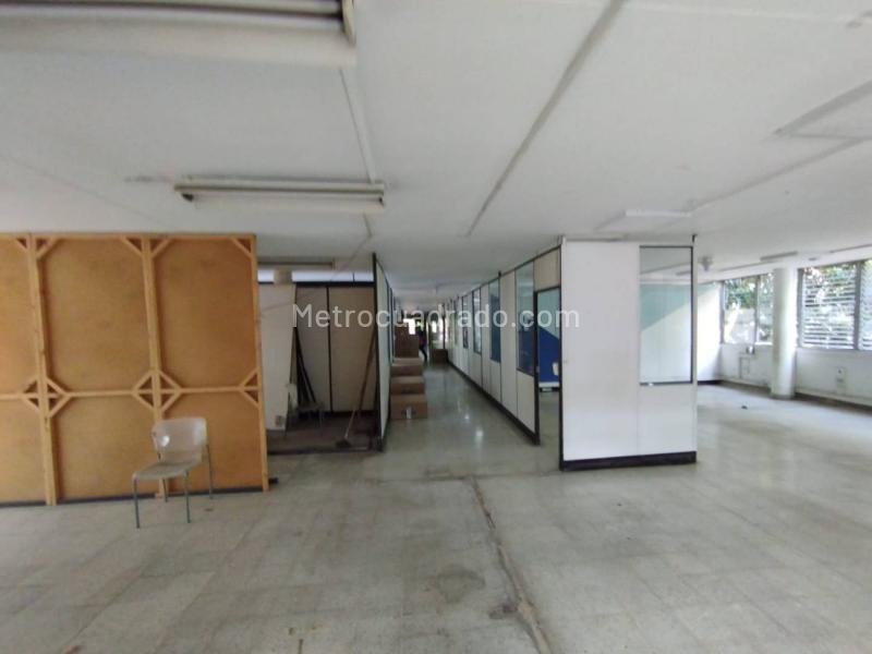 Oficina en Arriendo, Cabañas, Bello - Więcej