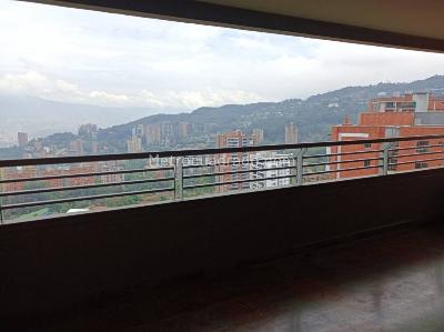 Apartamento de 3 alcobas en arriendo en La Calera, Medellín, 227 m² · foto 20 de 20