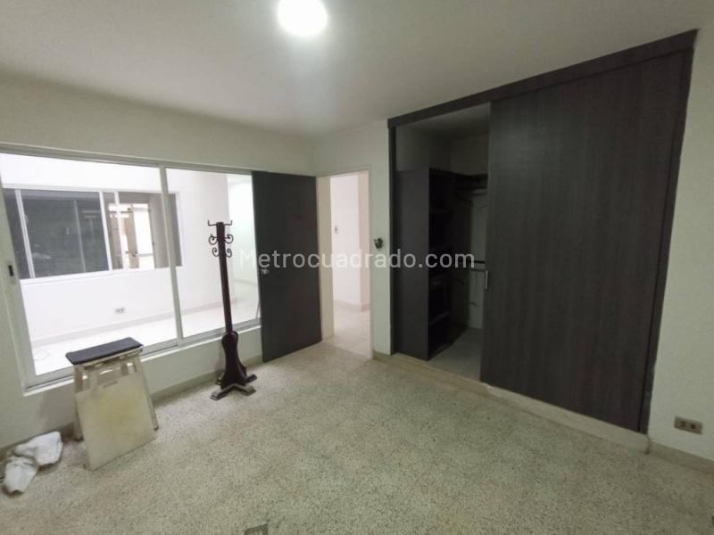 Commercial House for Rent in La Castellana - 7