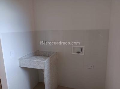 Apartamento en arriendo en Camino Verde, Envigado · foto 6 de 18